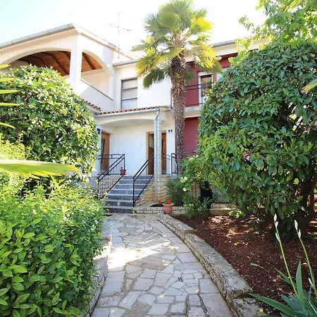 Apartment In Porec/Istrien 10035