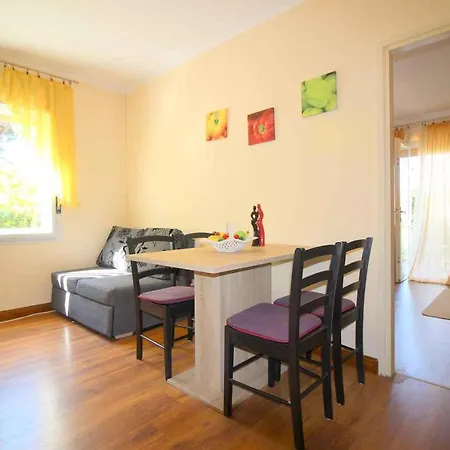 Apartment In Porec/Istrien 10035 *