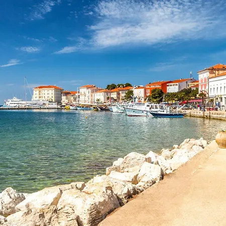 In Porec/istrien 10035 Apartmán